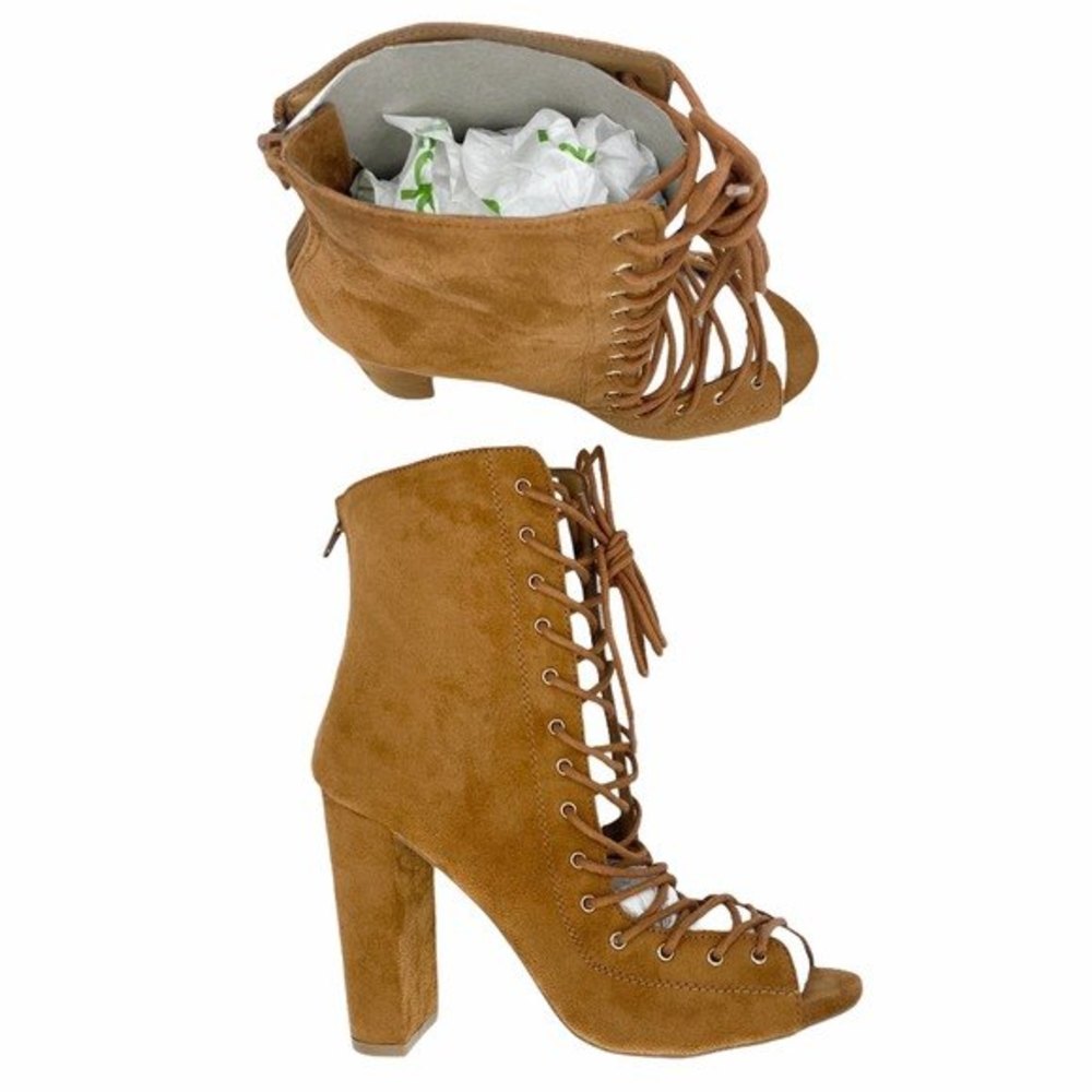 J Adams Corrine Lace up Brown Boots 7